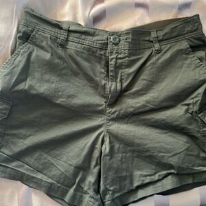 Hunter green cargo shorts